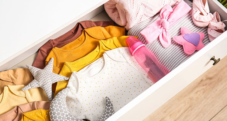 ¿Cómo organizar el armario de los más pequeños?